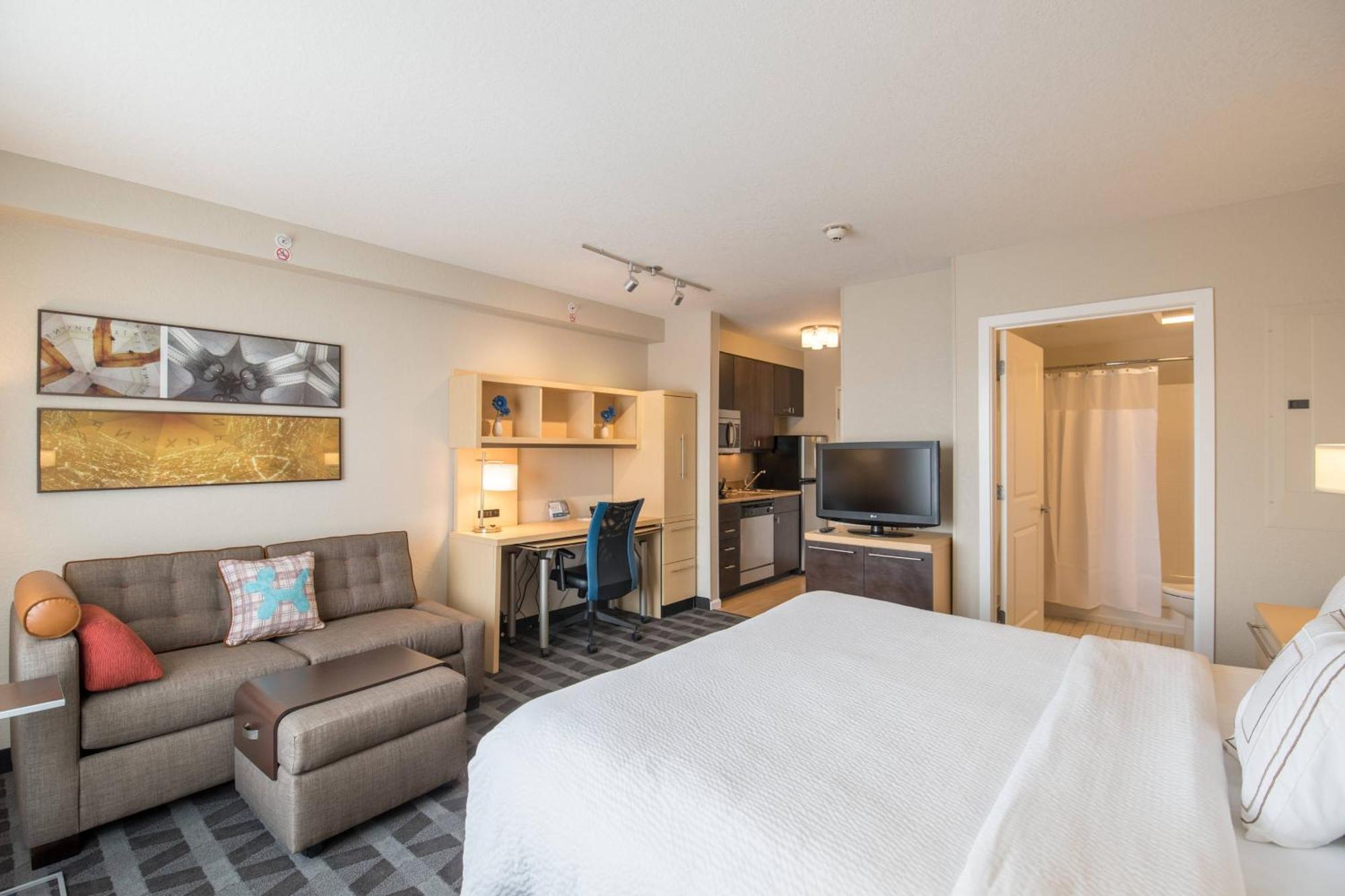 Towneplace Suites By Marriott Provo Orem Exterior photo